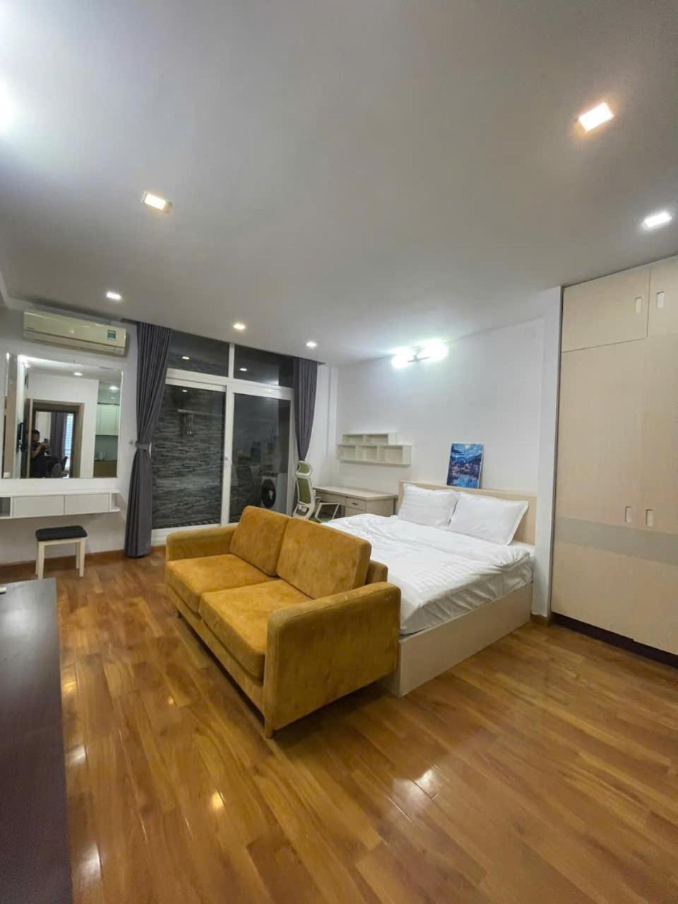 Tan Cang Luxury *